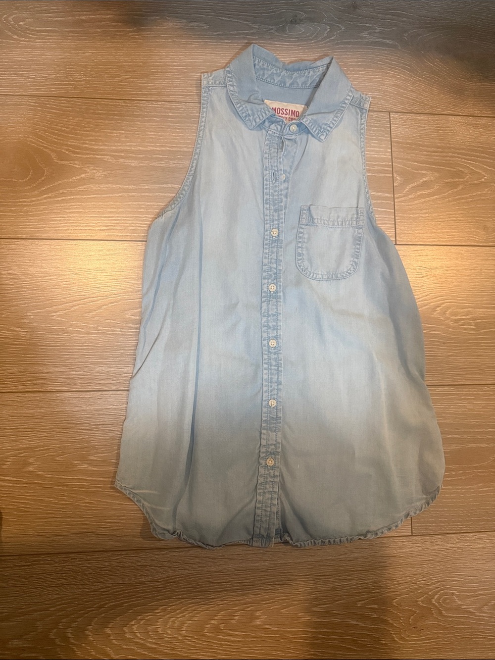 Mossimo Supply Co. Light Blue Sleeveless Denim Button-Down Top
